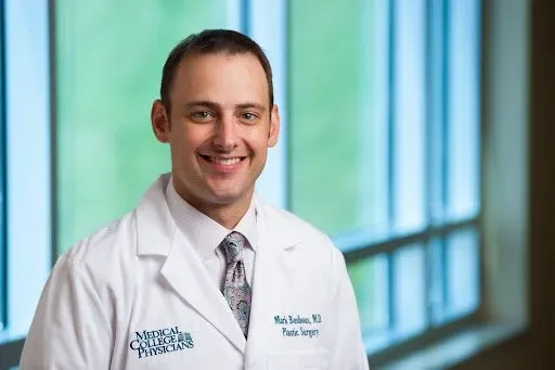 Plastic Surgeon West Bend - Mark W. Bosbous MD | Milwaukee Plastic Surgery 3 Featured image
