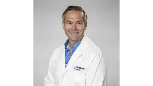 Plastic Surgeon Metairie - Adam Hauch MD 2 Featured image