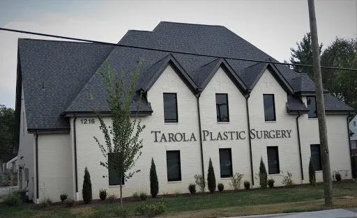 Plastic Surgeon Murfreesboro - Tarola Plastic Surgery 1 Featured image