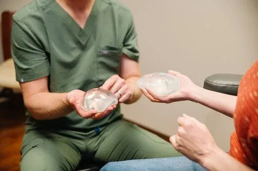 Plastic Surgeon North Sioux City - Plastic Surgery Associates of South Dakota Ltd - Dakota Dunes SD 1 Featured image