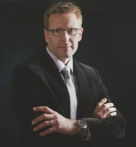 Plastic Surgeon Salem - Dr. Dustin Christiansen MD 4 Featured image