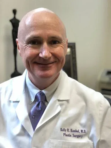 Plasticsurgeons 5 Featured image